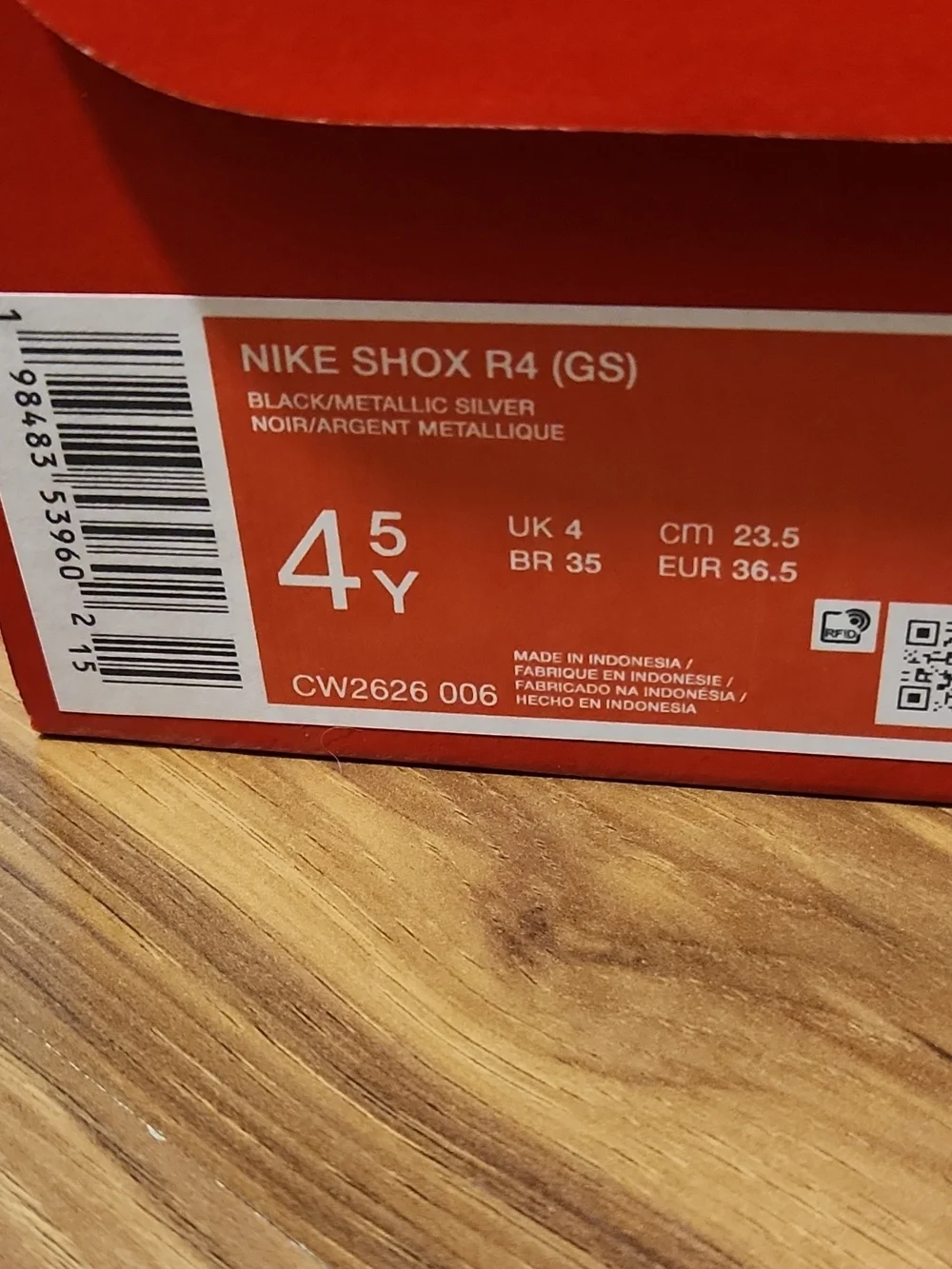 SIZE 4.5 YOUTH- NIKE SHOX R4 (GS) black silver pink CW2626-006 NEW with box kid